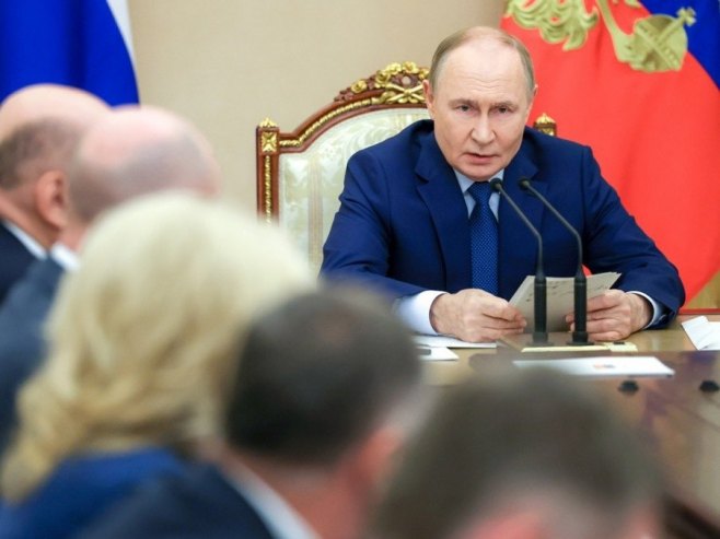 Путин продужио спољне трговинске мјере до краја 2027.