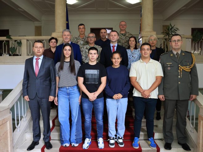 Гогановић са кадетима (Уступљена фотографија )