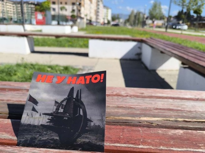 Летци с поруком "Не у НАТО!" осванули у Источном Новом Сарајеву (ФОТО)