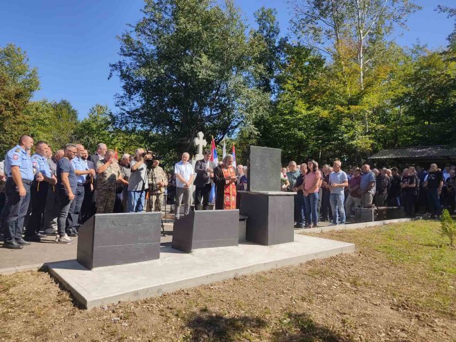 У Лопарама обиљежене 33 године од одбране Прибоја, Мајевице и Семберије (ВИДЕО)