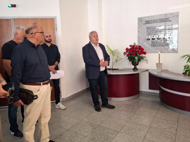 Обиљежена годишњица страдања радника РТРС; Помен и на Озрену (ФОТО)