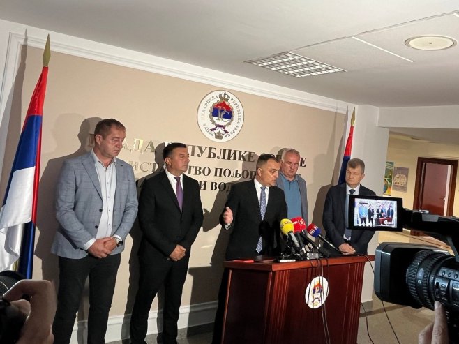 Конференција за новинаре - Фото: РТРС
