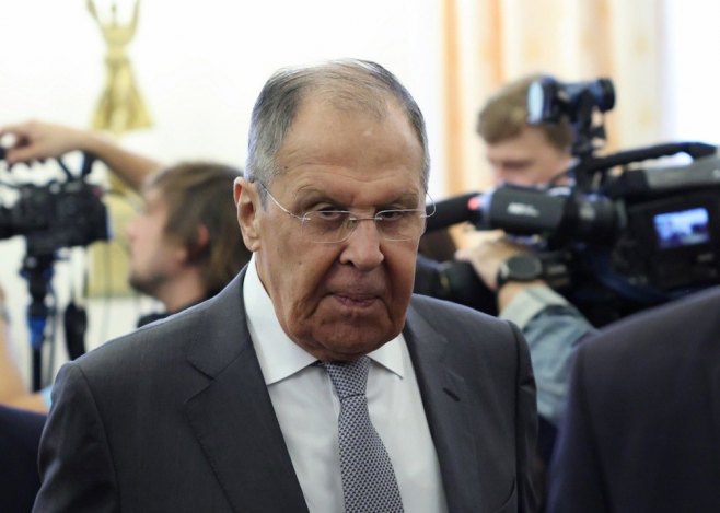 Сергеј Лавров (фото: EPA/EVGENIA NOVOZHENINA / REUTERS POOL) - 