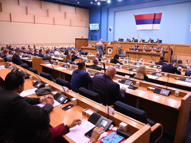 Одржана посебна сједница, Букејловић потпредсједник Скупштине Српске, Шеранић и Кузмићева потпредсједници Владе Српске