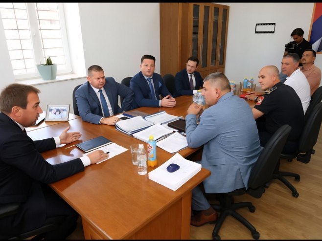 Горан Селак у посјети Казнено-поправном заводу Требиње - Фото: РТРС