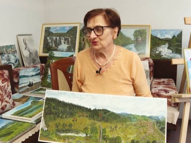 Прича о Милици Јовандић из Бањалуке која се након 52 године вратила сликарству (ВИДЕО)
