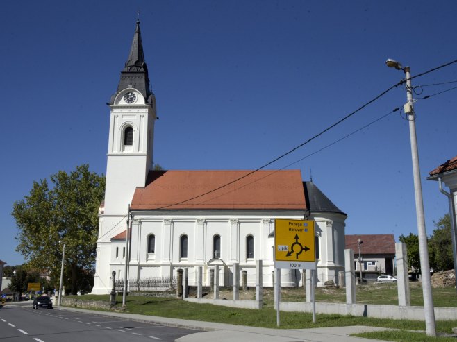 Пакрац: Духовни коријен српског народа у крилу мајке Цркве
