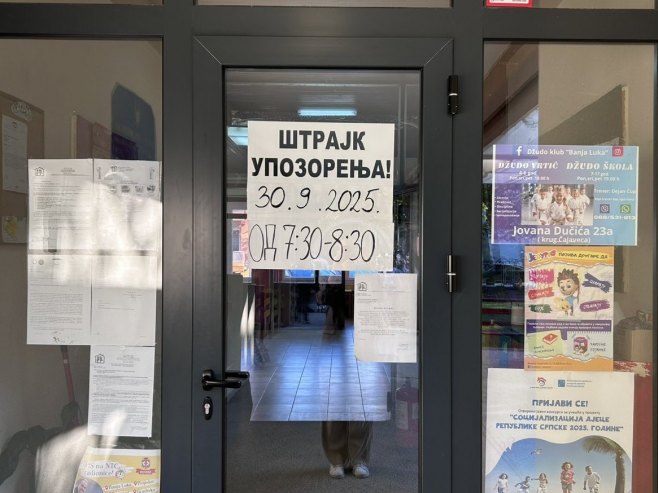 Завршен штрајк упозорења у бањалучким вртићима (ФОТО)
