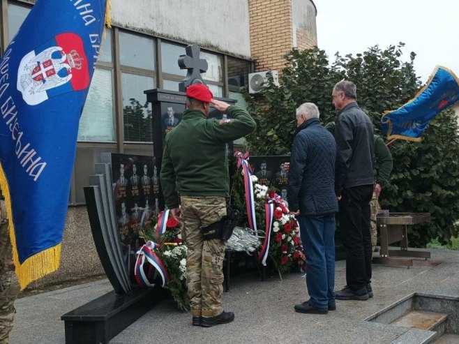 Бијељина: Хероји четвртог одреда Специјалне бригаде полиције живјеће вјечно (ФОТО)