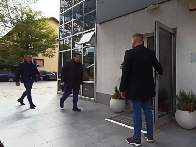 Предсједници странака стижу на састанак владајуће коалиције у Бањалуци (ВИДЕО)