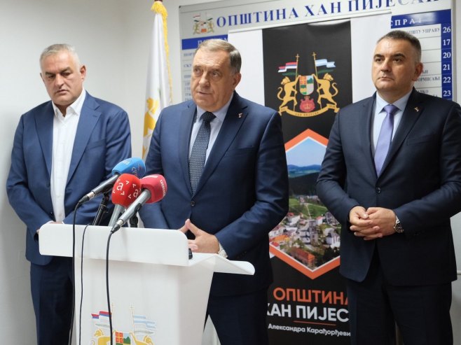 Додик: Инфраструктурни проблеми у Хан Пијеску рјешавају се заједничким радом Владе Српске и општине