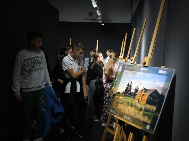 "Дани Руске духовне културе у Републици Српској"; Представљена  изложба "Кижи – ревитализовано ремек дјело Русије" (ФОТО/ВИДЕО)