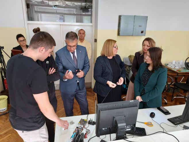 Голубовић: Успјех ученика у Русији доказ да је образовање на добрим темељима