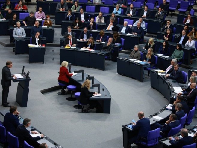 Њемачки парламент укинуо програм убрзаног добијања држављанства