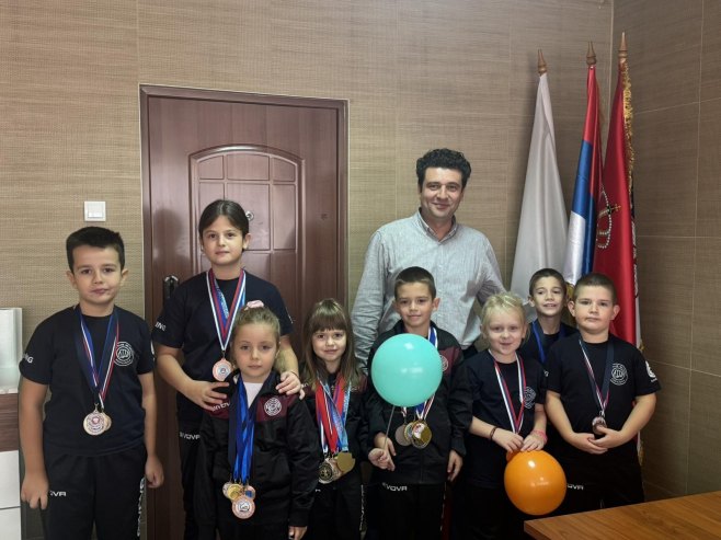 Пријем код начелника Пријем код начелника - Фото: РТРС