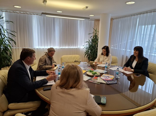 Нова стратегија за женско предузетништво: Више обука и фондова