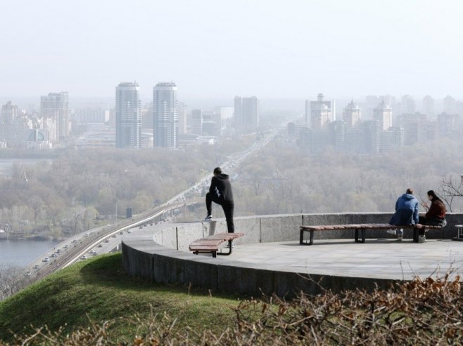 Кијев, Украјина (фото: EPA/SERGEY DOLZHENKO) Кијев, Украјина (фото: EPA/SERGEY DOLZHENKO) -