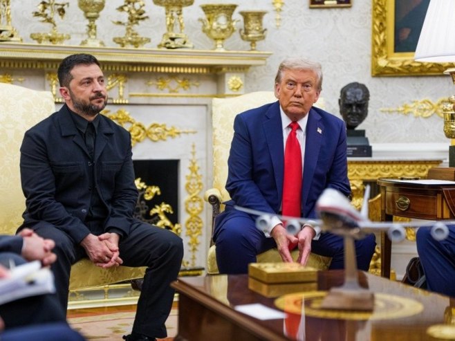 Володимир Зеленски - Доналд Трамп (Фото: EPA/AARON SCHWARTZ) - 
