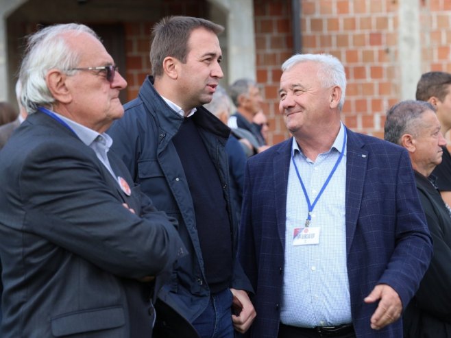 Селак: Вјечна слава јунацима који су одбранили југозападне границе Републике Српске