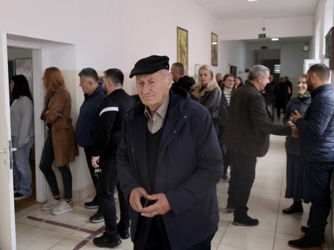 Локални избори на КиМ: До 15 часова гласало 24,99 одсто уписаних бирача