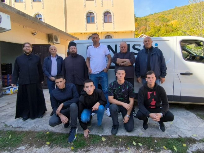 Братска љубав из долине Неретве – више од тону мандарина за светиње и народ у Далмацији