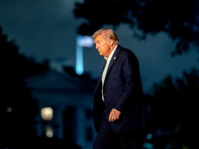 Трамп ће постхумно одликовати Чарлија Кирка