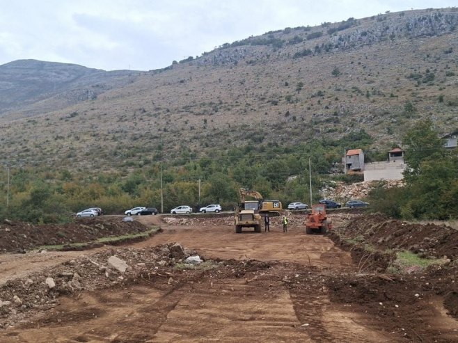 У току санација регионалног пута Берковићи - Столац; Радови напредују и на обилазници око Требиња