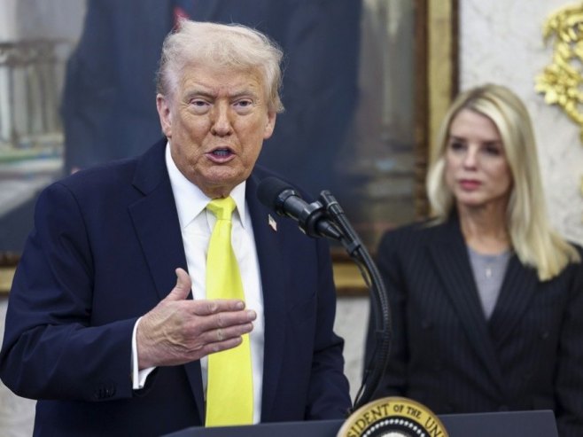 Трамп: Надам се састанку са Путином у наредне двије недјеље; Ракете "томахавк" потребне и самој Америци