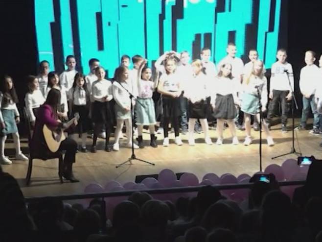 Хуманитарна акција - Козарска Дубица - Фото: РТРС