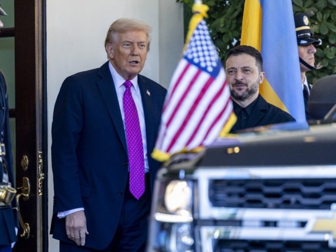 Зеленски напустио Бијелу кућу послије састанка с Трампом