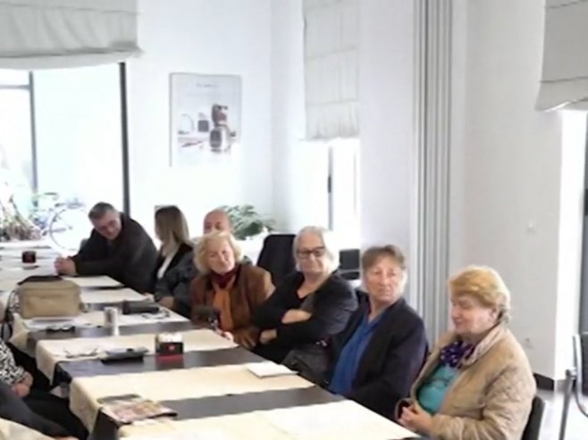 Козарска Дубица: Одржан округли сто о социјалној искључености старијих особа (ВИДЕО)