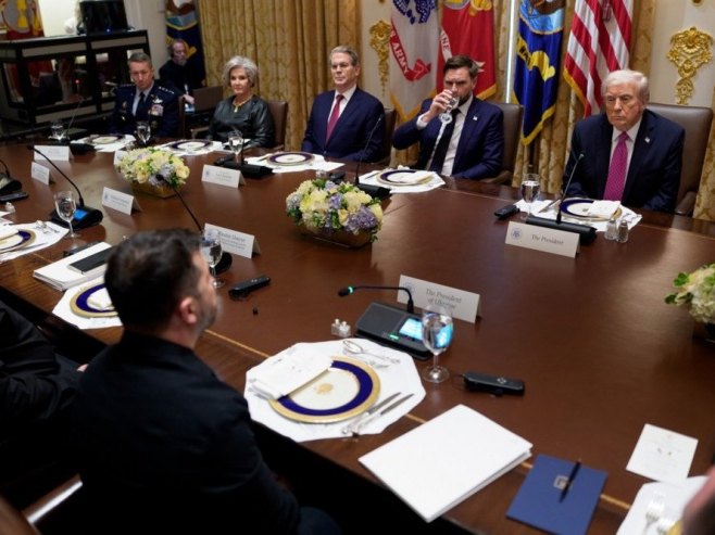 Венс открива: Шта кочи Трампа да одобри "томахавк" Кијеву; ЕУ: Није добро да Путин, човјек са потјернице дође у Мађарску