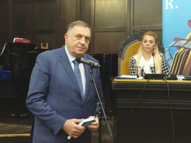 Промовисана књига израелског књижевника Иде Нетанјахуа "Итамар К."; Додик: Српска се упознала са важним дјелом (ФОТО)