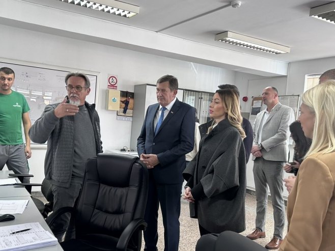 Делегације влада Српске и Србије посјетиле Бањалучку пивару; Митровић: Српска погодно мјесто за улагања (ВИДЕО)