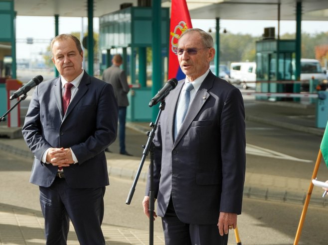 Србија и Мађарска потписале споразум о граничној контроли у саобраћају