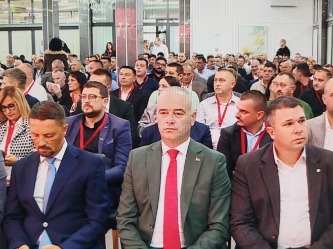 Градски одбор СНСД Бијељина (Фото: РТРС)