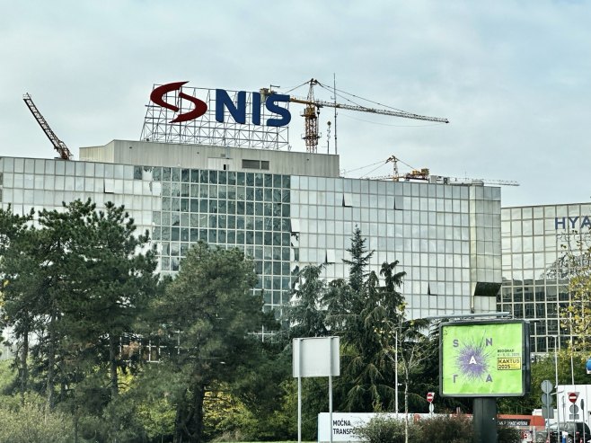 Вучић: Руси раде на рјешавању проблема са НИС-ом, ових дана разговараћу и са Москвом Вучић: Руси раде на рјешавању проблема са НИС-ом, ових дана разговараћу и са Москвом