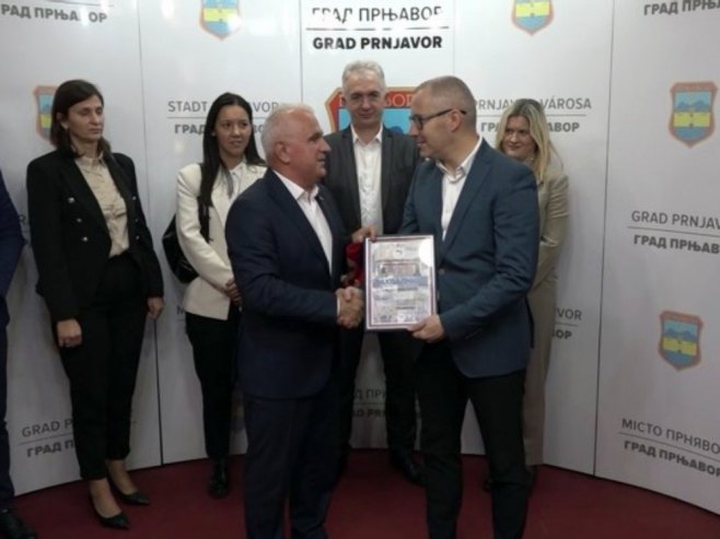 Захвалност Прњавору за учешће у пројектима "Спојимо дјецу са Косова и Метохије и Српске"