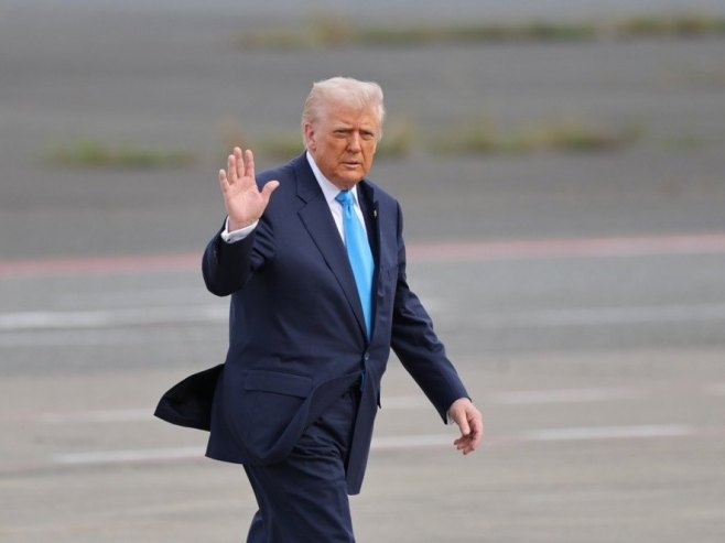 Трамп: Није ми дозвољено да се кандидујем за трећи мандат