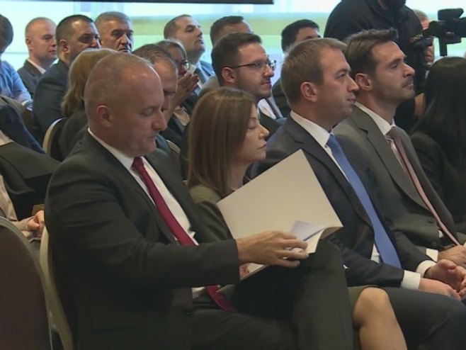 Савјетовање на Јахорини Савјетовање на Јахорини - Фото: РТРС