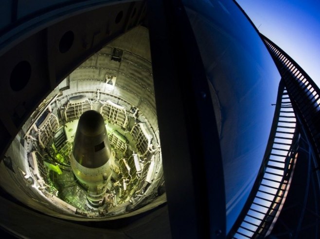 САД ће поново покренути тестирања нуклеарног оружја