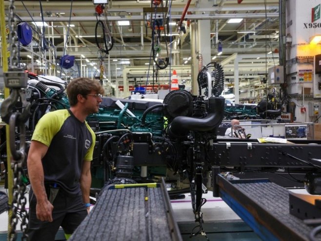 Европска аутомобилска индустрија пред затварањем због кинеских чипова