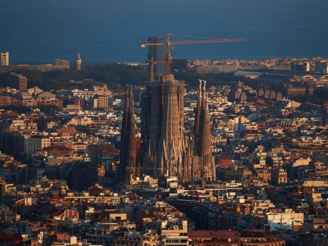 Саграда Фамилија постала највиша црква на свијету (ВИДЕО)