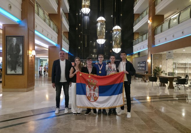 Ученици београдске Математичке гимназије освојили пет злата и једно сребро на Олимпијади
