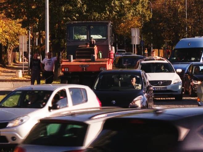 Бањалука - гужве у саобраћају Бањалука - гужве у саобраћају - Фото: РТРС