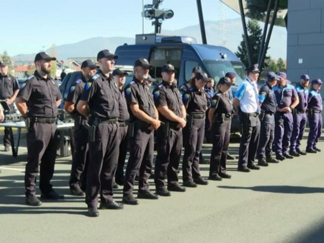 Почела реализација споразума са ФРОНТЕКС-ом; Хоће ли се смањити мигрантски притисак? (ВИДЕО) Почела реализација споразума са ФРОНТЕКС-ом; Хоће ли се смањити мигрантски притисак? (ВИДЕО)