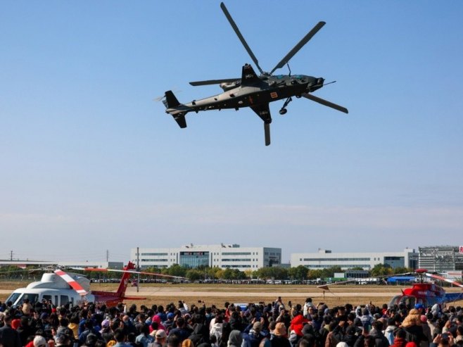 Хеликоптер без посаде обавио први лет