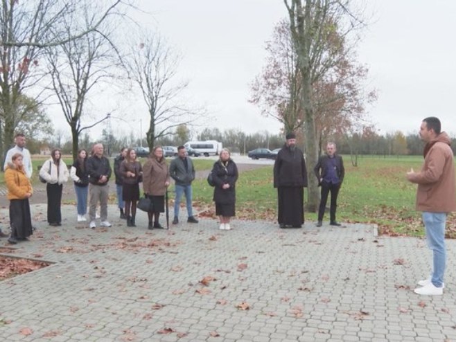 Срби са КиМ посјетили Доњу Градину, повезаност са народом у Српској