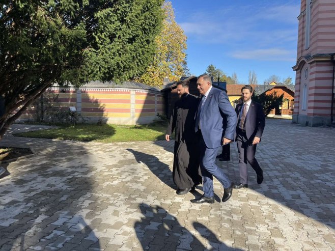 Додик се састао са митрополитом Јефремом