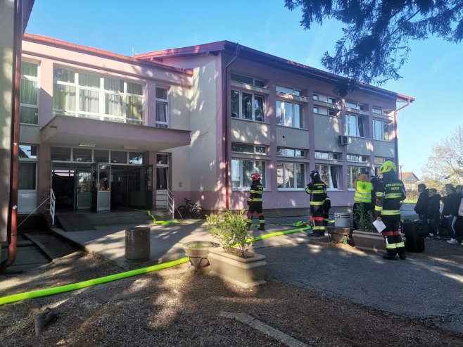 Показна вјежба Ватрогасне јединице Лакташи Показна вјежба Ватрогасне јединице Лакташи - Фото: РТРС